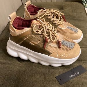 Versace Chain Reaction. All offers are welcomed